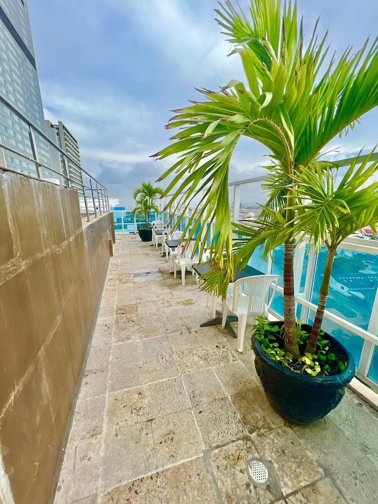 Hotel Cartagena Premium Exterior photo